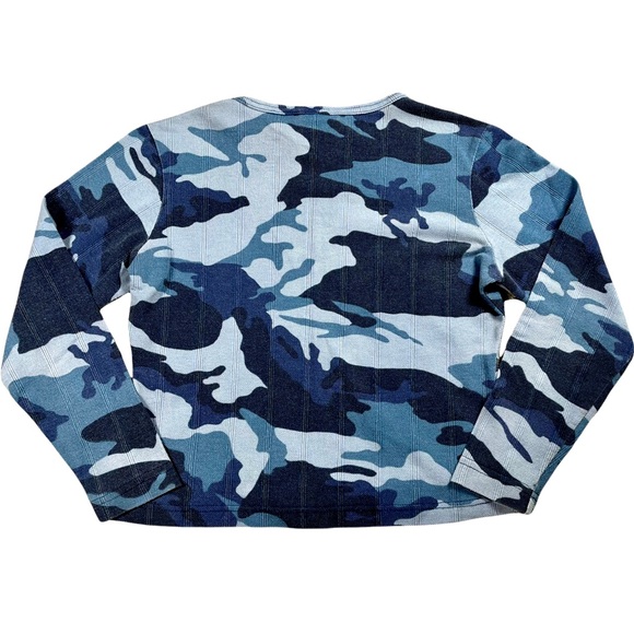 No Boundaries VINTAGE size medium shades of blue camo Vneck,crop top shirt - Picture 4 of 8